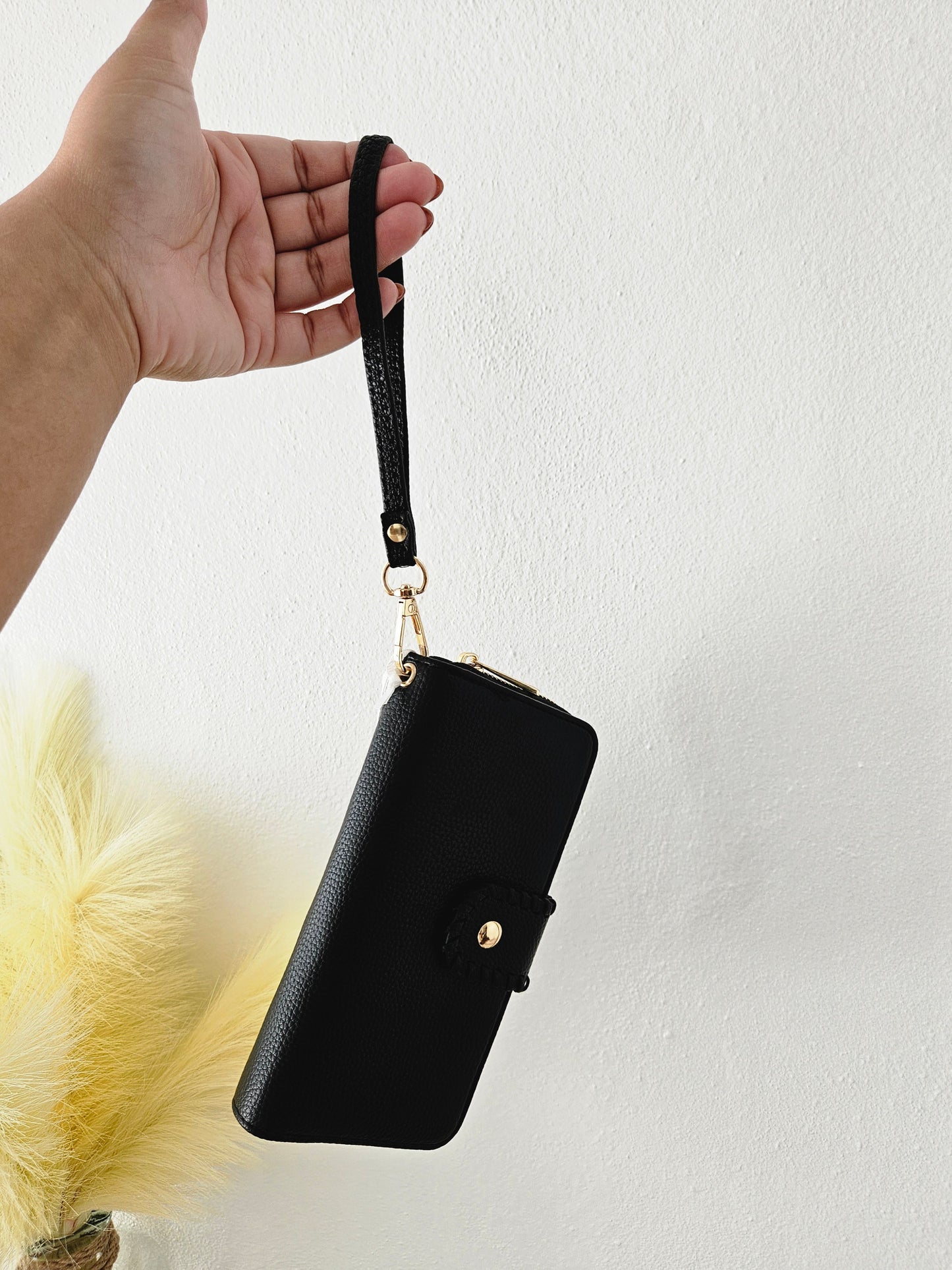 Black wallet