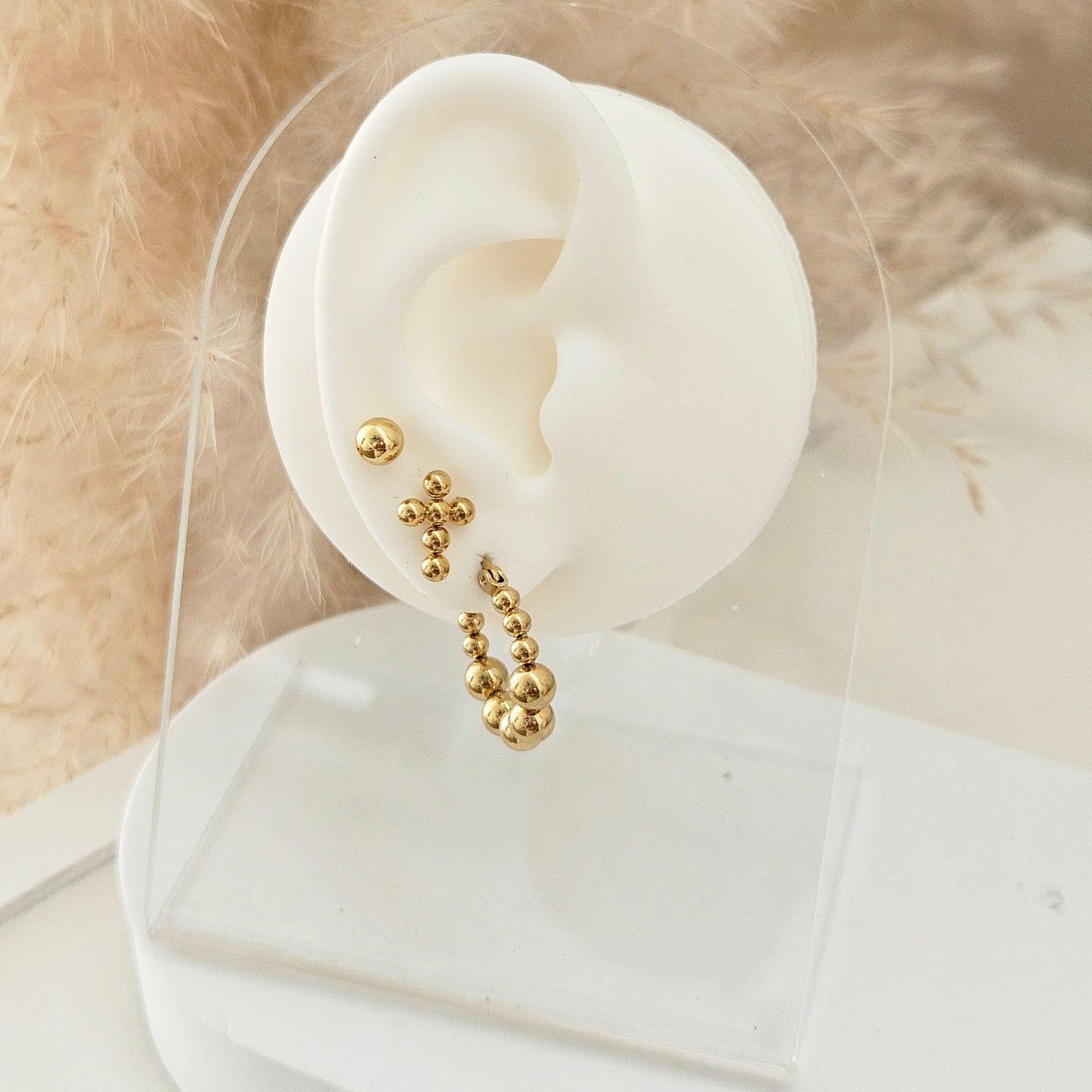 Él es fiel Earrings Set