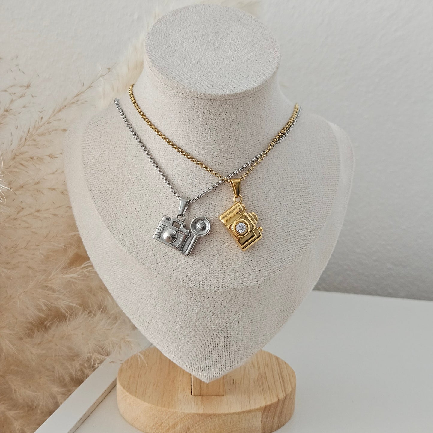 "Debí tirar más foto" Necklace
