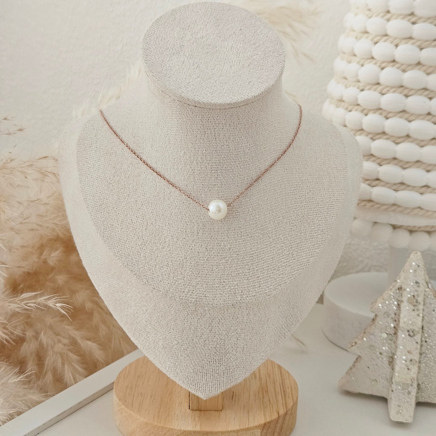 Rose Gold Pearl Necklace