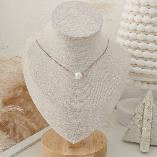 Rose Gold Pearl Necklace