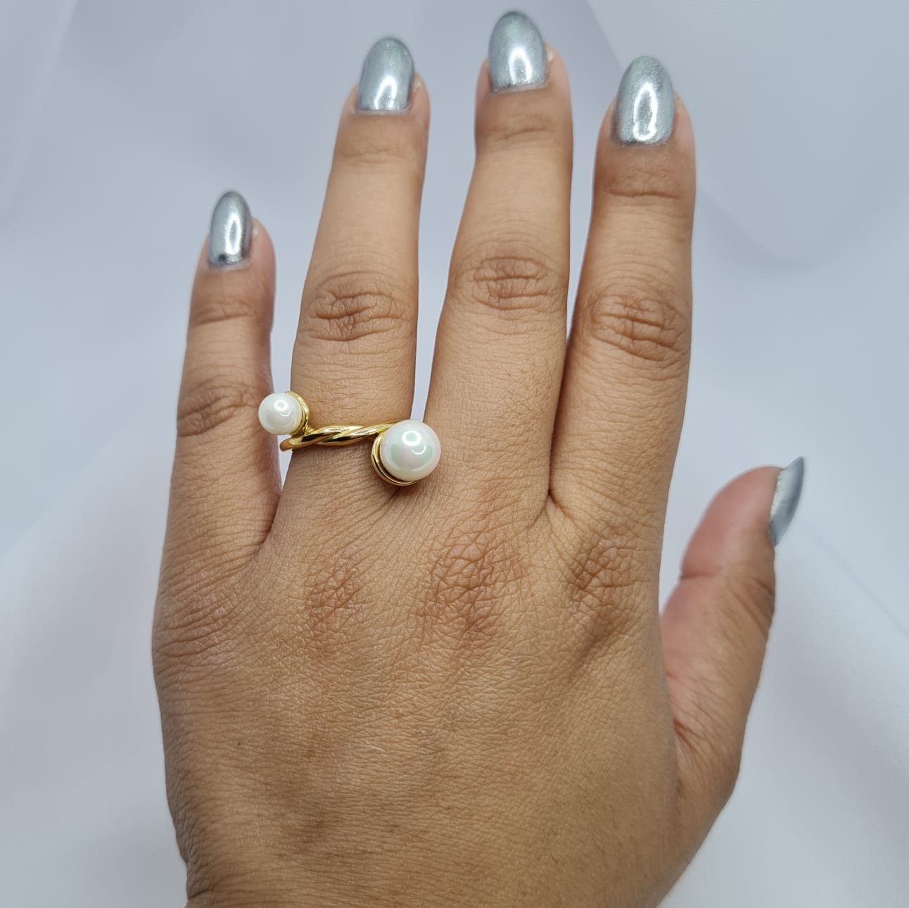 Ameyra Gold Pearl Ring