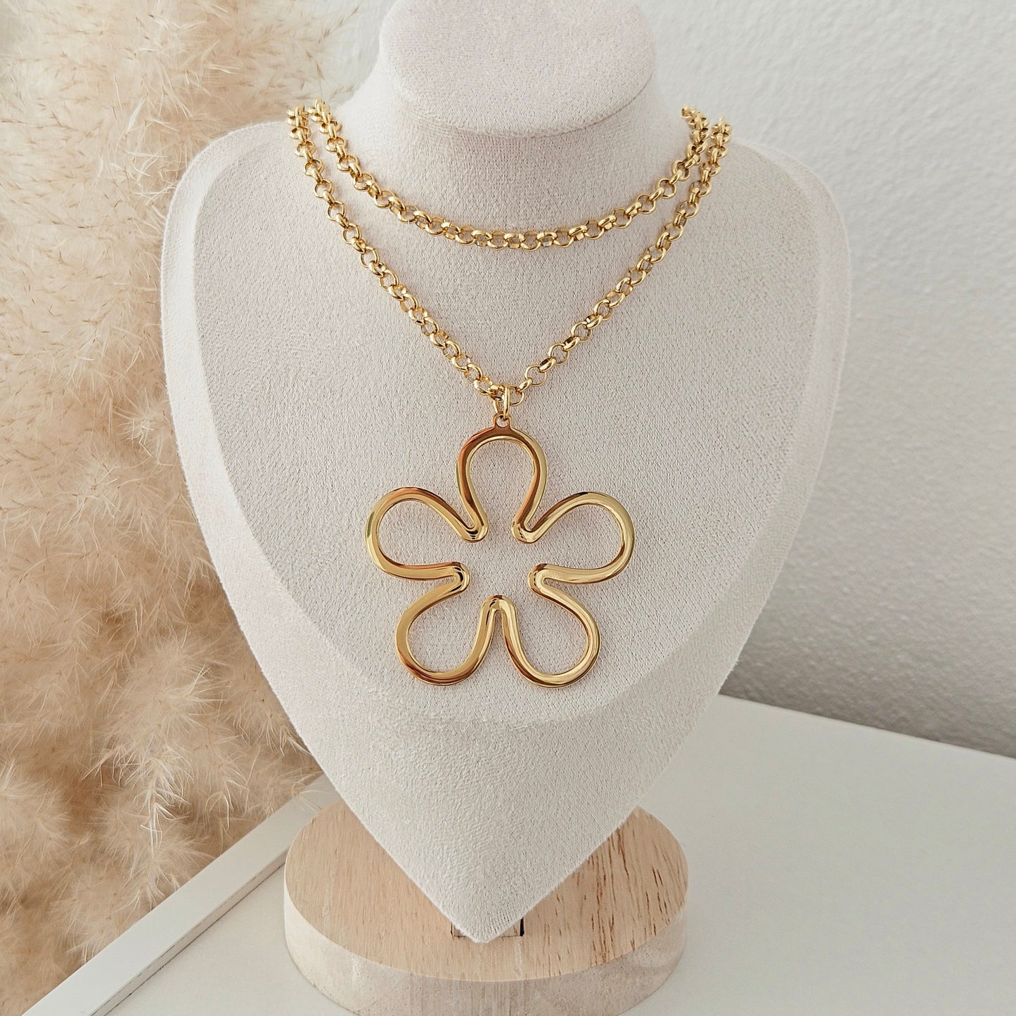 Flower Necklace