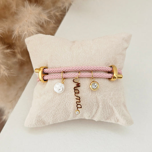 "Mamá" Charm Bracelet