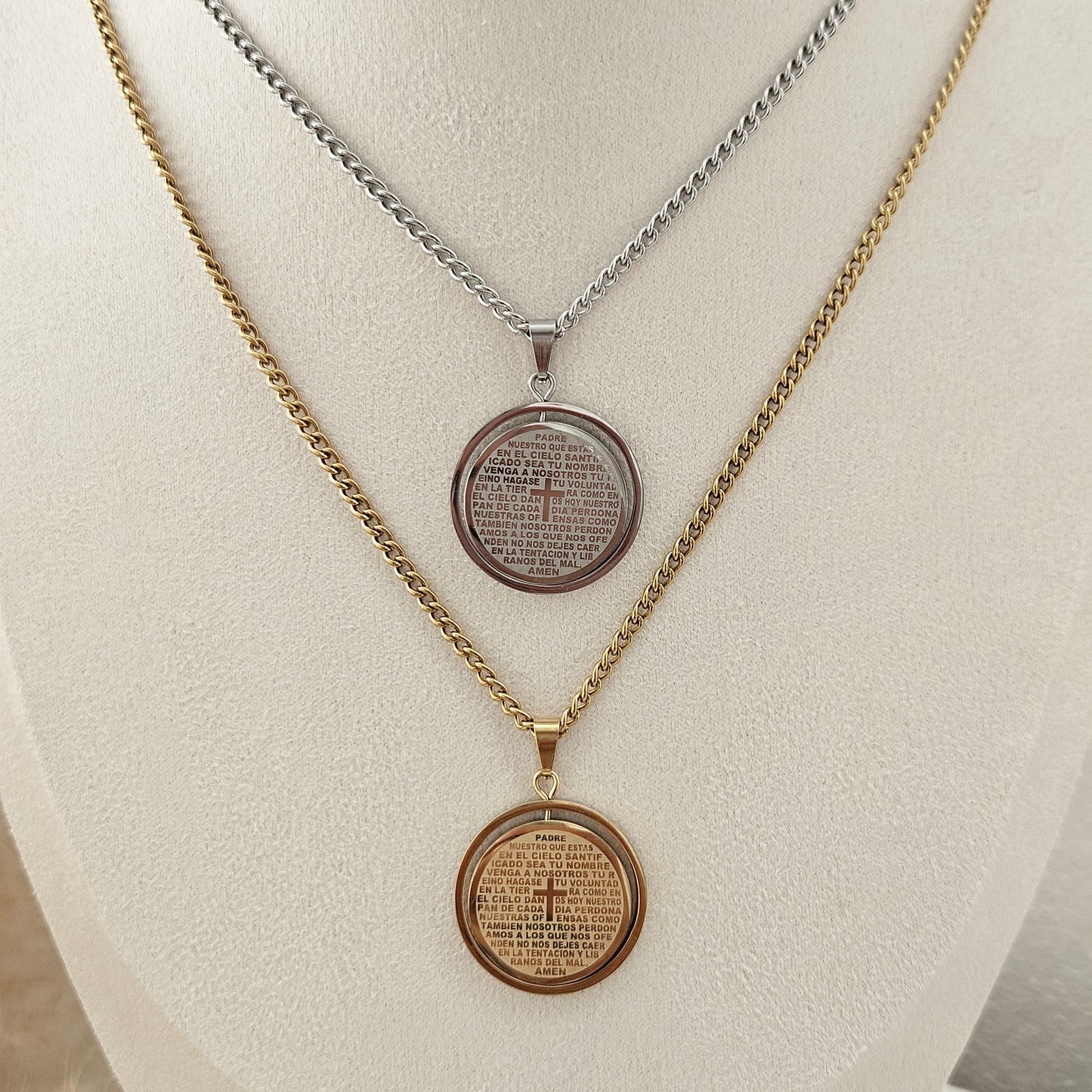 "Padre nuestro" Men Necklace